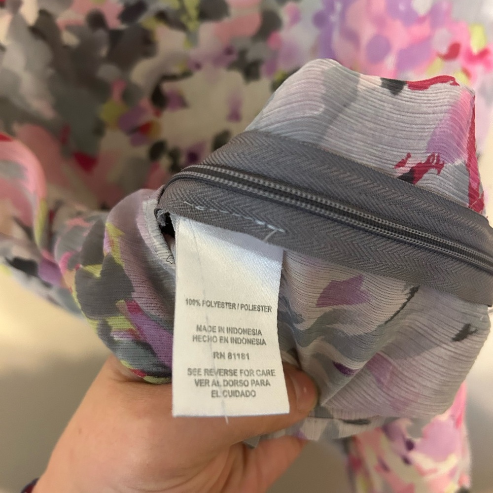 Multicolor Abstract Print Top - Picture 2 of 5